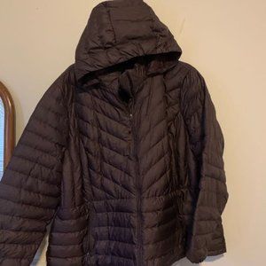 Woman's 32 Degree Heat 2X puffer jacket